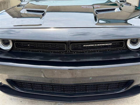 2017 Dodge Challenger GT