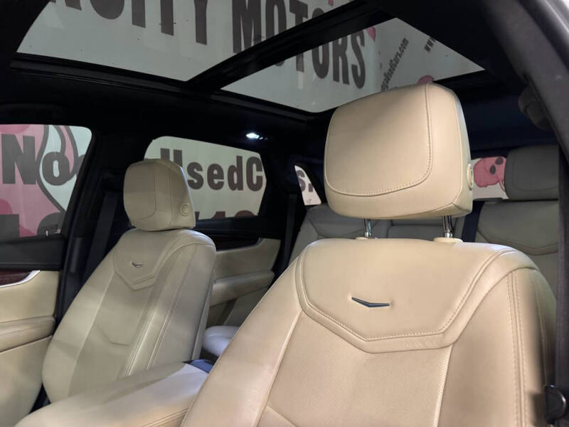 2018 Cadillac XT5 Premium Luxury