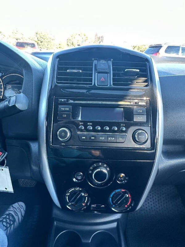 2015 Nissan Versa Note SV