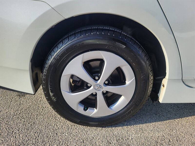 2012 Toyota Prius Two