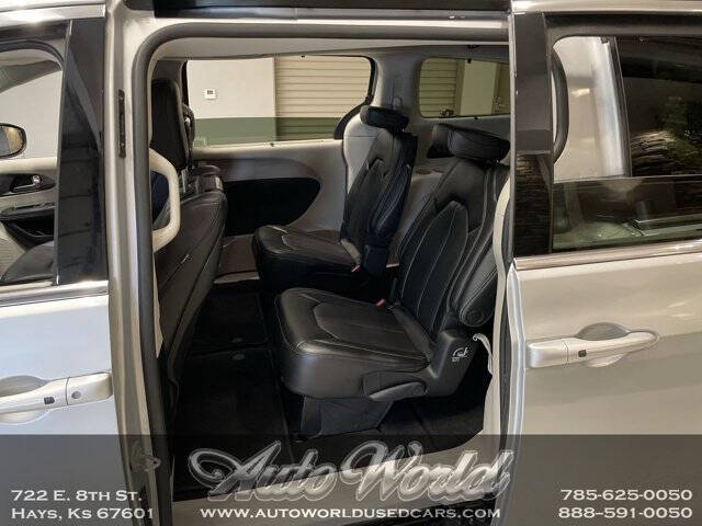 2023 Chrysler Pacifica Touring L