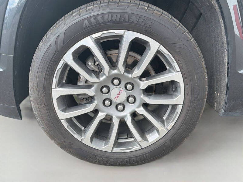 2021 GMC Acadia Denali