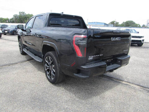 2025 GMC Sierra EV Denali