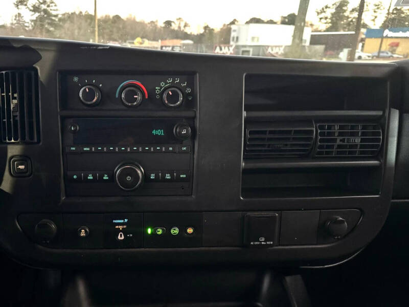 2017 Chevrolet Express 2500