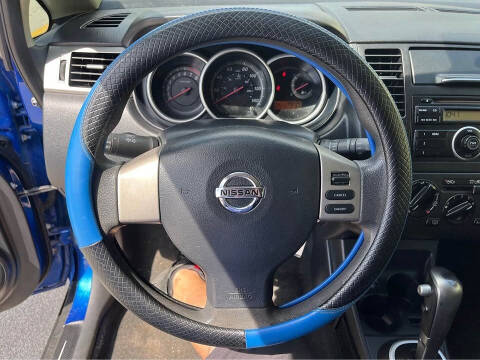 2011 Nissan Versa 1.8 S
