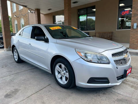 2013 Chevrolet Malibu for sale at Arandas Auto Sales in Milwaukee WI