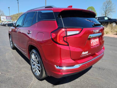 2023 GMC Terrain Denali