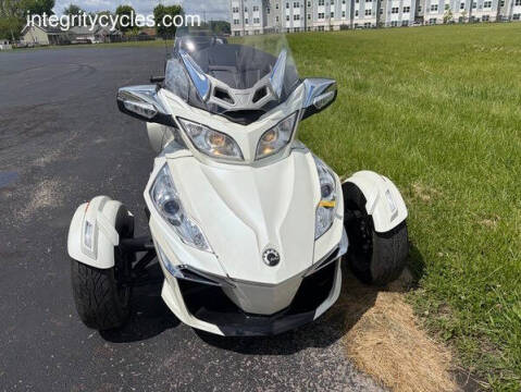 2014 Can-Am Spyder RT-S SE6