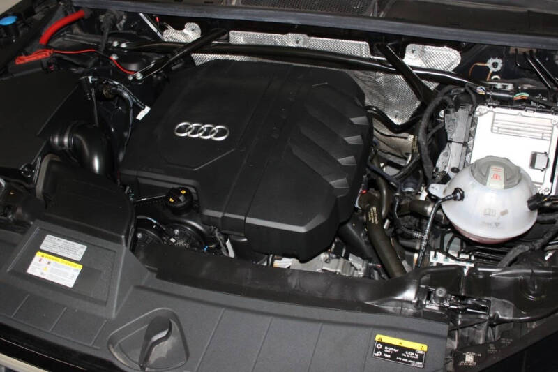 2023 Audi Q5 quattro Premium 40 TFSI
