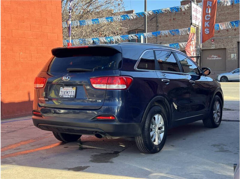 2016 Kia Sorento LX V6