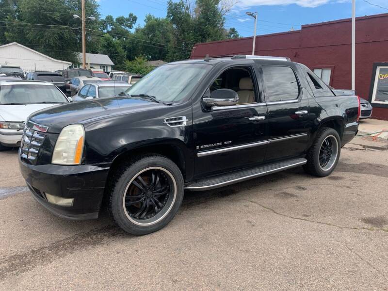 2008 Cadillac Escalade EXT for sale at B Quality Auto Check in Englewood CO