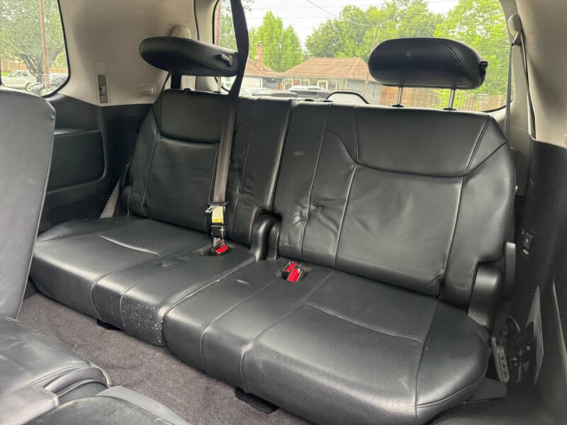 2011 Lexus LX 570