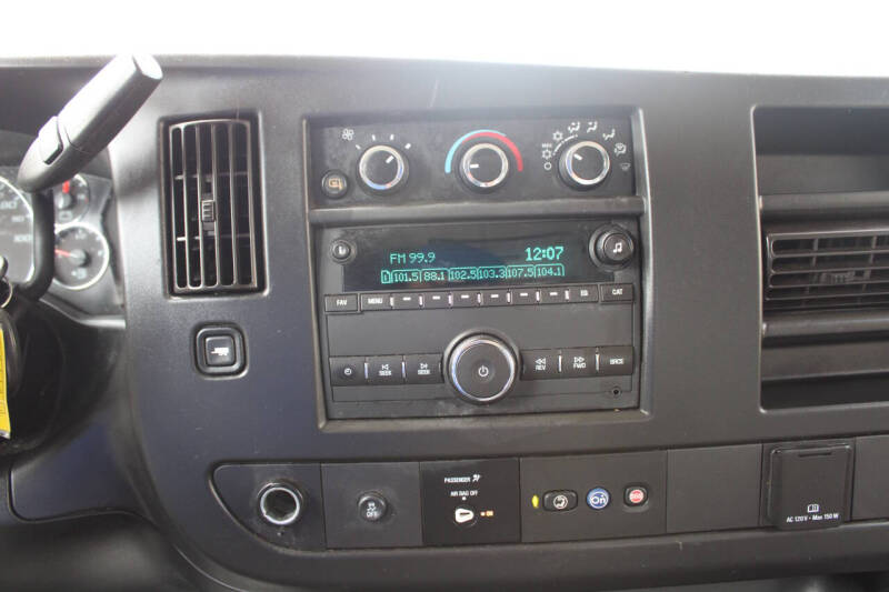 2019 Chevrolet Express 2500