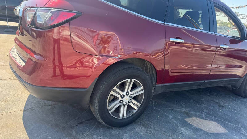 2017 Chevrolet Traverse LT