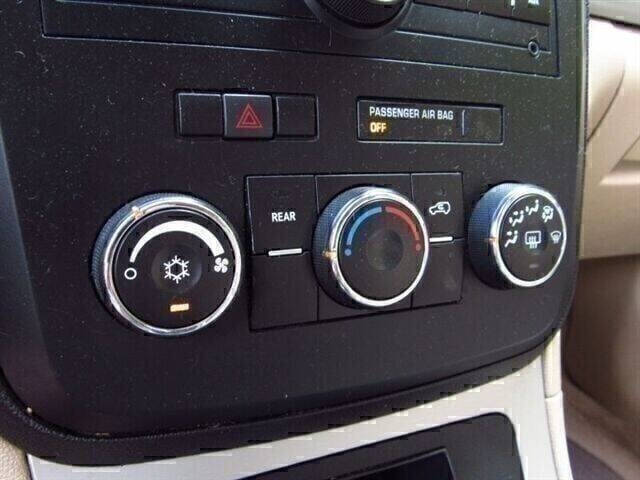 2009 Saturn Outlook XE