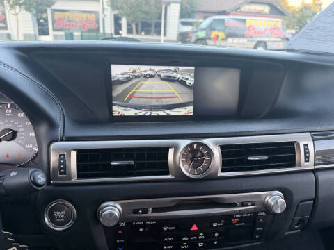 2016 Lexus GS 200t