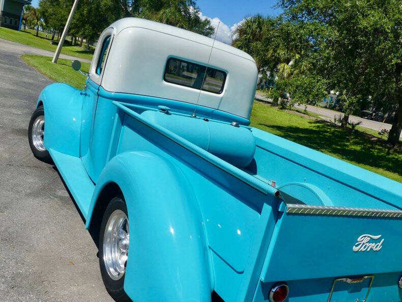1940 Ford F-100