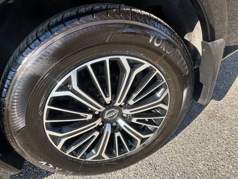 2014 Nissan Armada SV