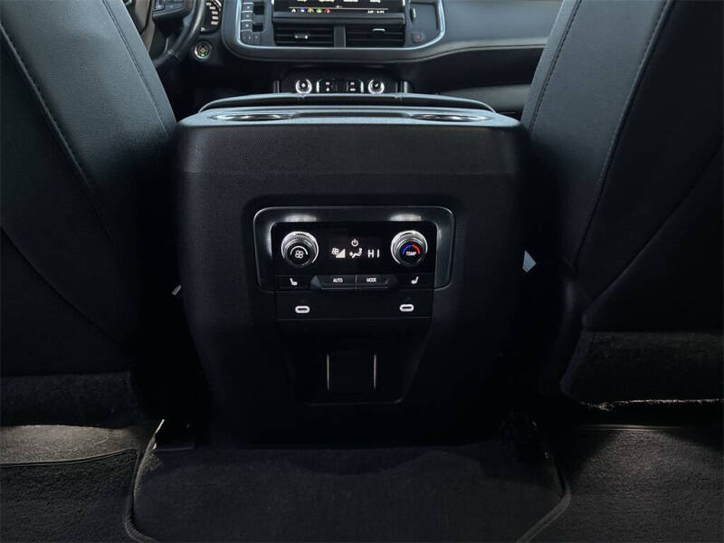 2021 GMC Yukon XL AT4