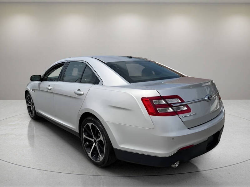 2014 Ford Taurus SEL
