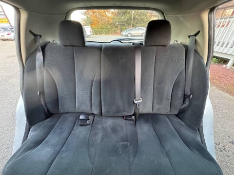 2011 Nissan Versa 1.8 S