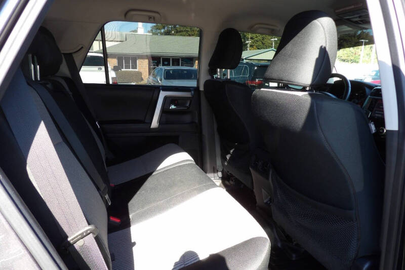 2020 Toyota 4Runner SR5