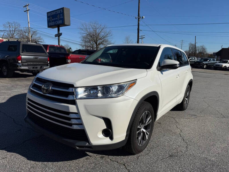 2017 Toyota Highlander for sale at Brewster Used Cars in Anderson SC