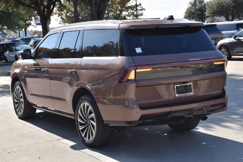 2025 Lincoln Navigator Black Label