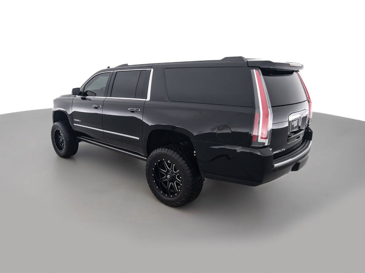 Used Car 2017 Gmc Yukon Xl  Denali 4x4 4dr Suv For Sale Under $30,000 In Coal City, Illinois
