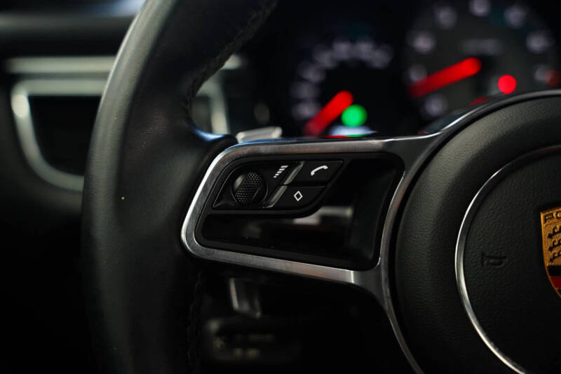 2018 Porsche Macan S