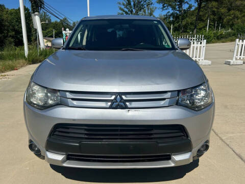 2015 Mitsubishi Outlander SE