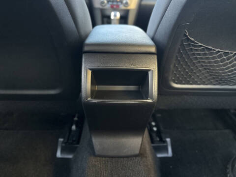 2011 Subaru Legacy 2.5i Premium