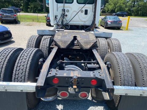 2013 Freightliner Cascadia
