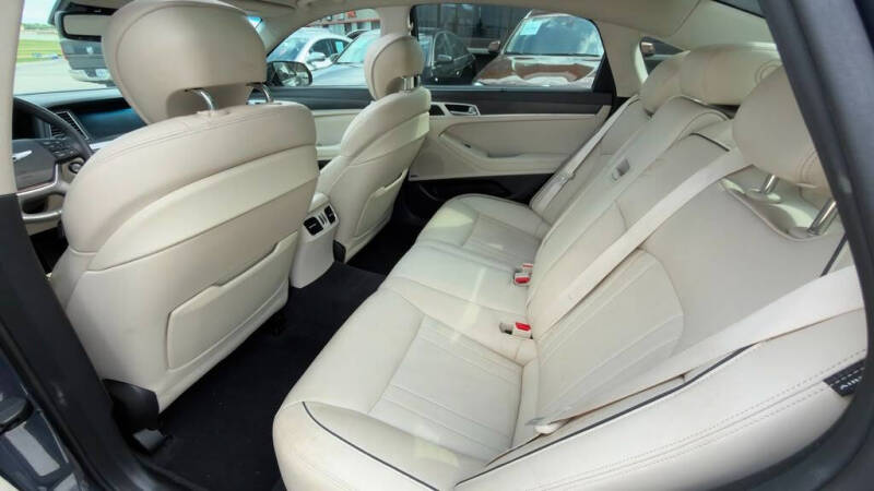 2017 Genesis G80 3.8