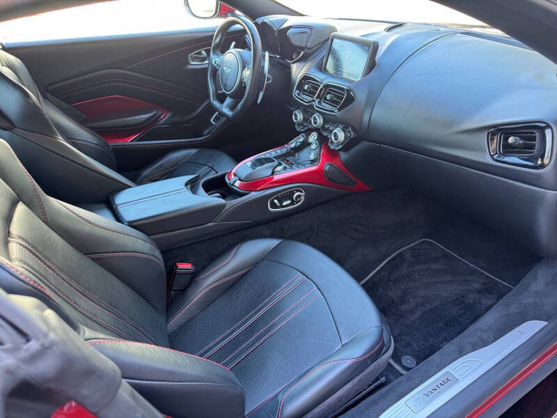 2019 Aston Martin Vantage