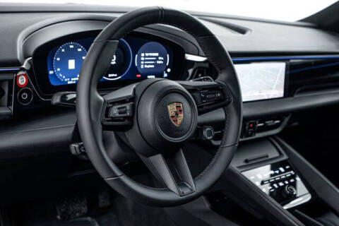 2025 Porsche Macan 4 Electric