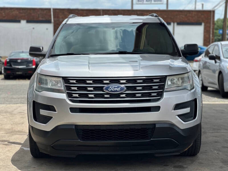 2016 Ford Explorer