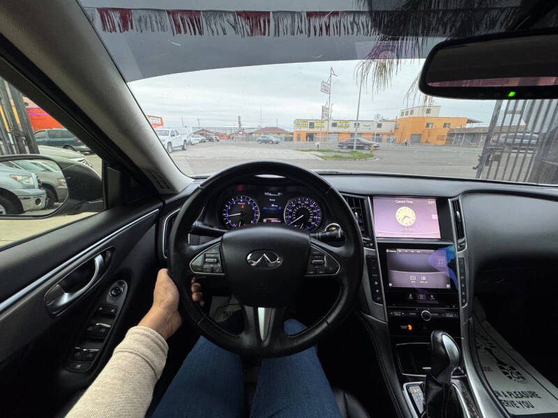 2016 Infiniti Q50 2.0T