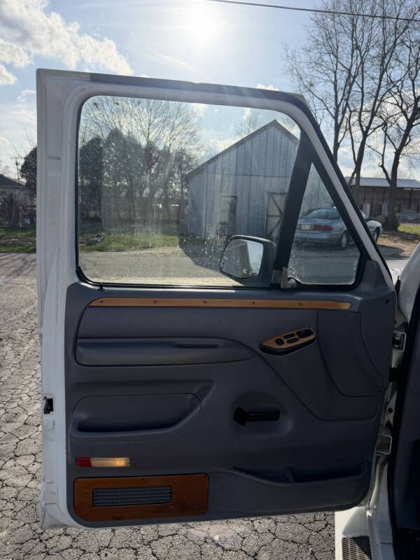 1996 Ford F-150 XLT