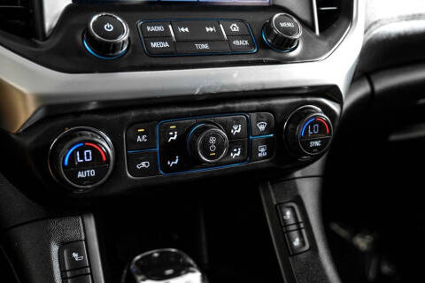2017 GMC Acadia SLT-1