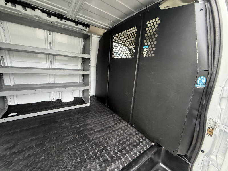 2021 GMC Savana 2500