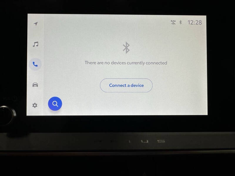 2025 Toyota Prius XLE