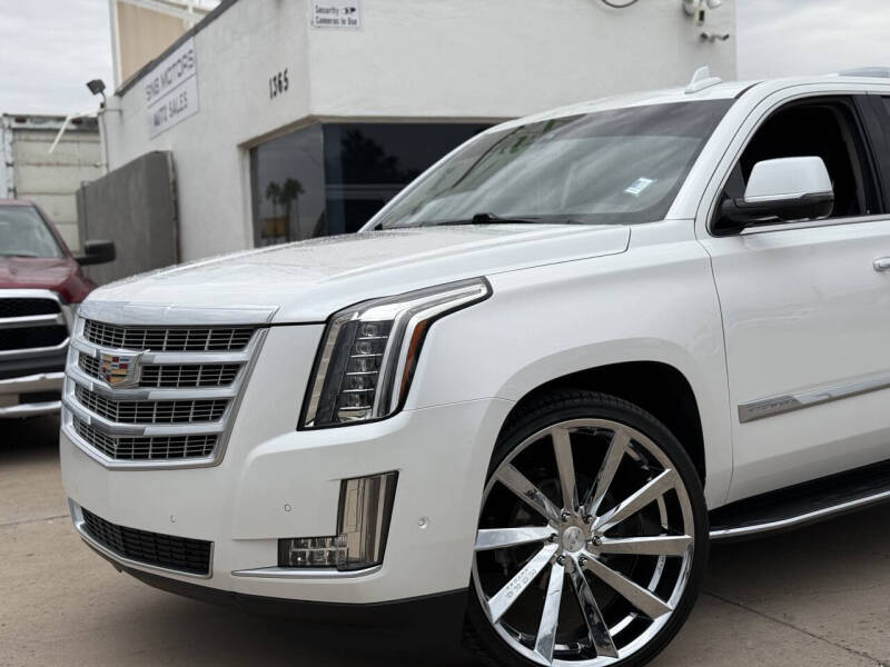 2020 Cadillac Escalade Luxury