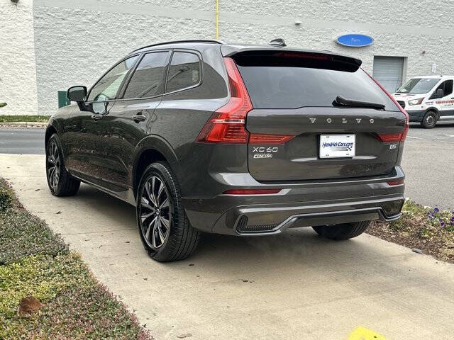 2025 Volvo XC60 B5 Plus Dark Theme