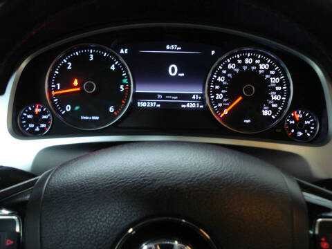 2013 Volkswagen Touareg TDI Sport