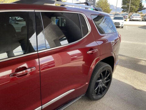 2017 GMC Acadia Denali