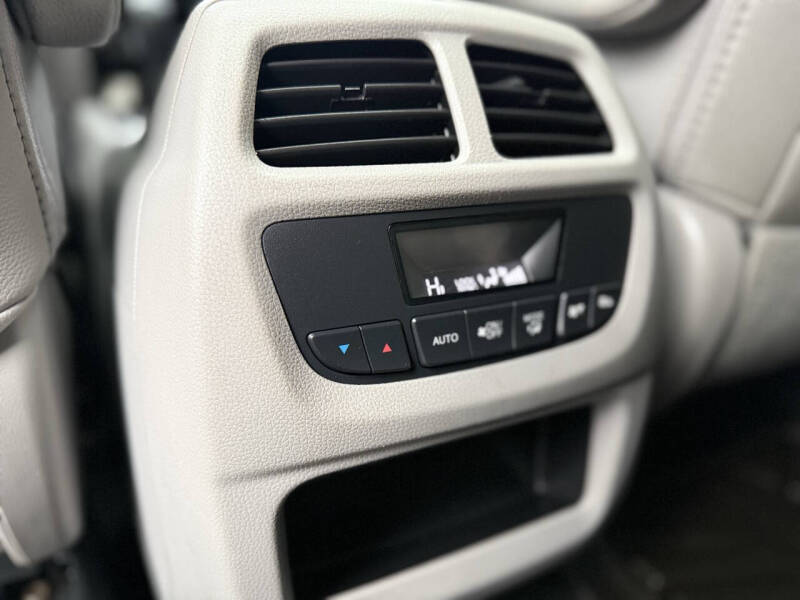 2017 Honda Pilot EX-L w/Honda Sensing