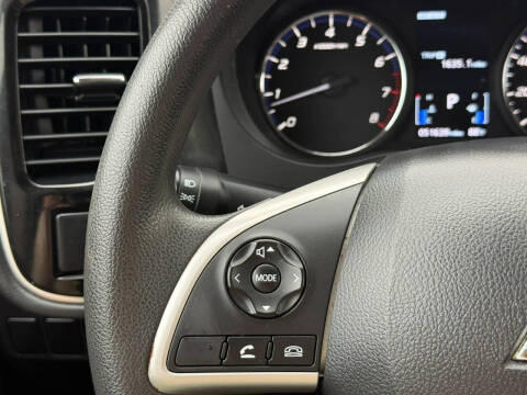 2019 Mitsubishi Outlander ES