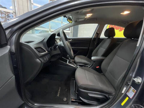 2020 Hyundai Accent SEL