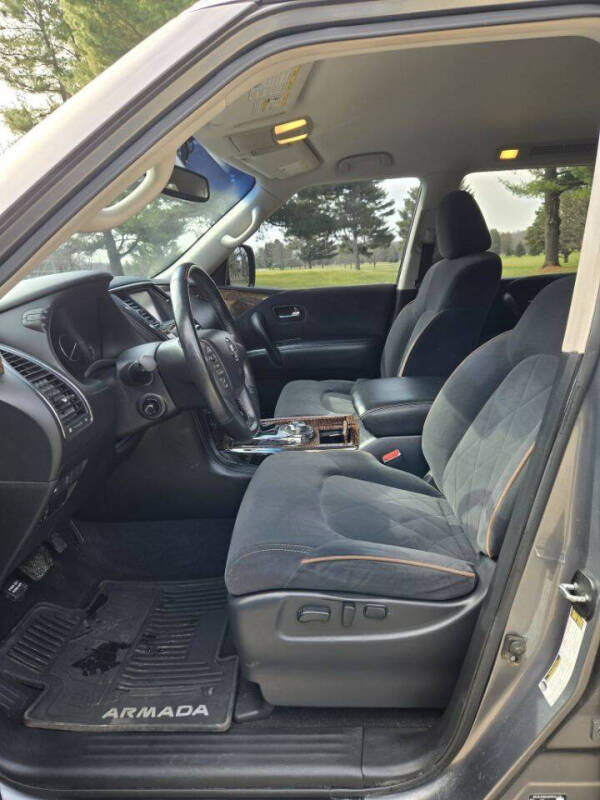 2017 Nissan Armada SV